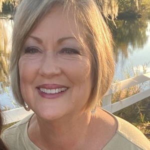 Meet your Posher, Christine